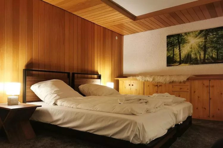 Bärenhütte 9 Personen-Slaapkamer