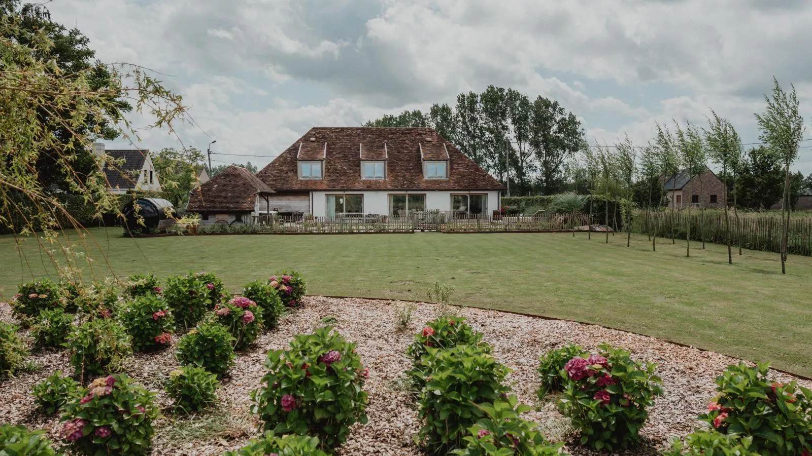 Villa Noortem-Buitenkant zomer