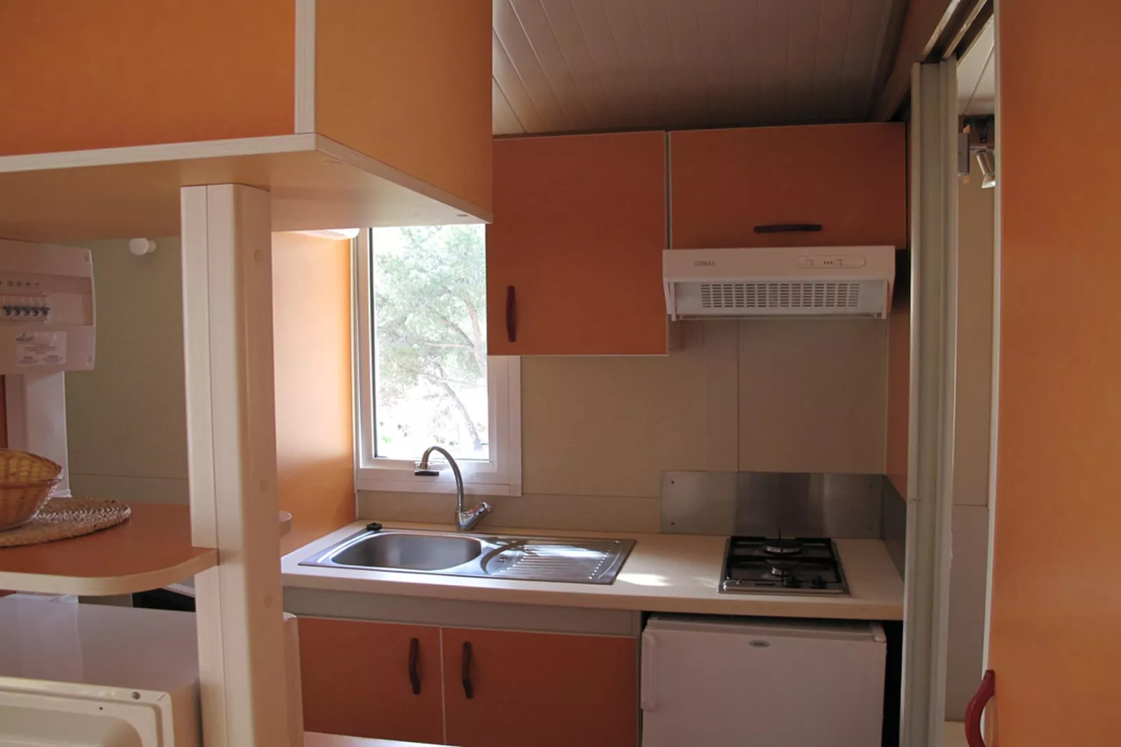 Camping Rocagrossa Bungalow 4 people-Keuken