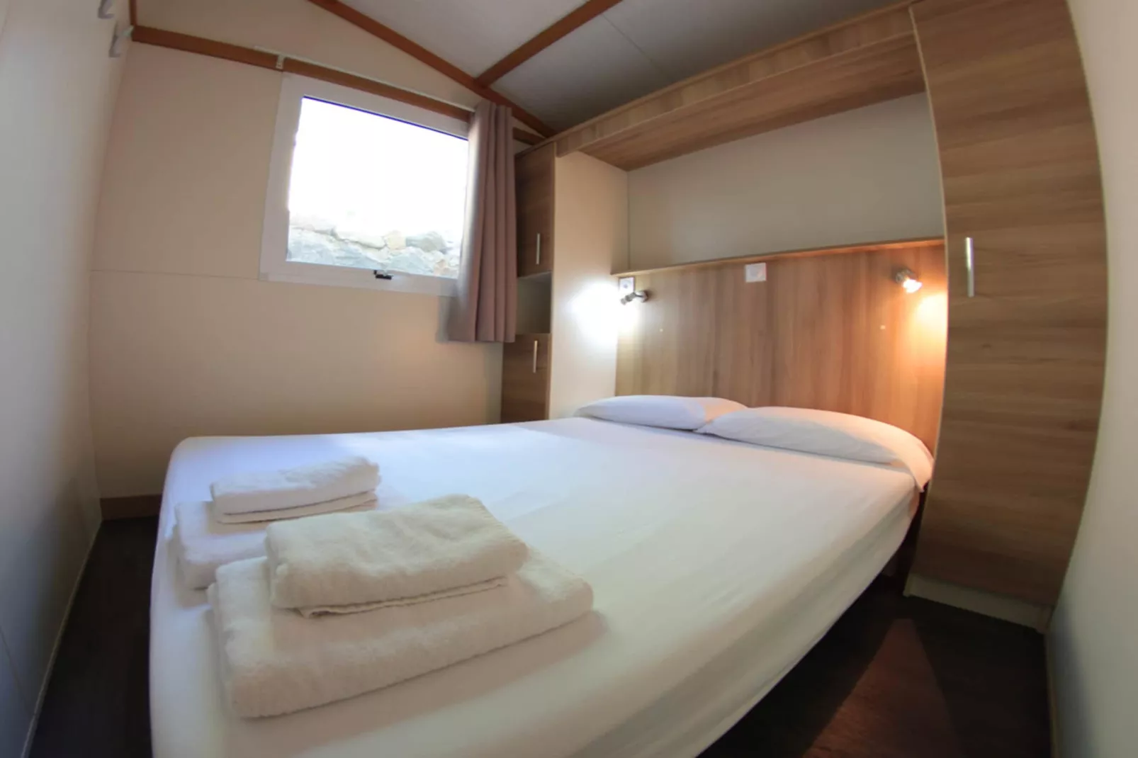 Camping Rocagrossa Bungalow 5 people-Slaapkamer