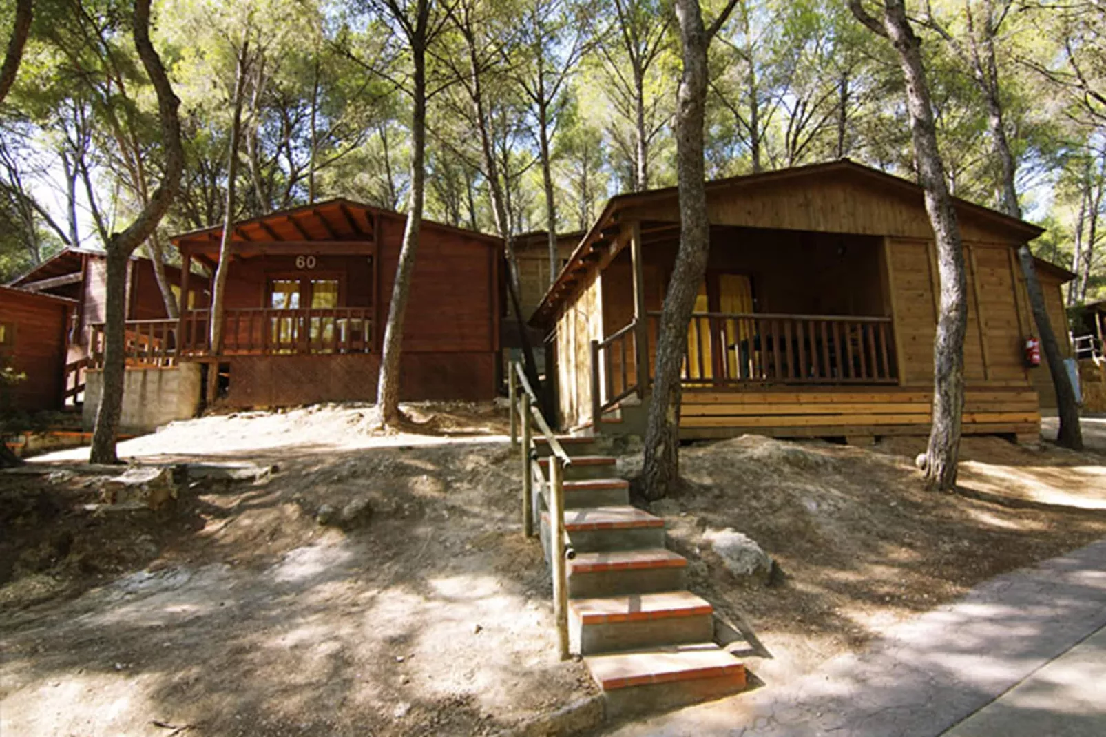 Camping Estival Torre de la Mora WOODEN BUNGALOW 5 PAX