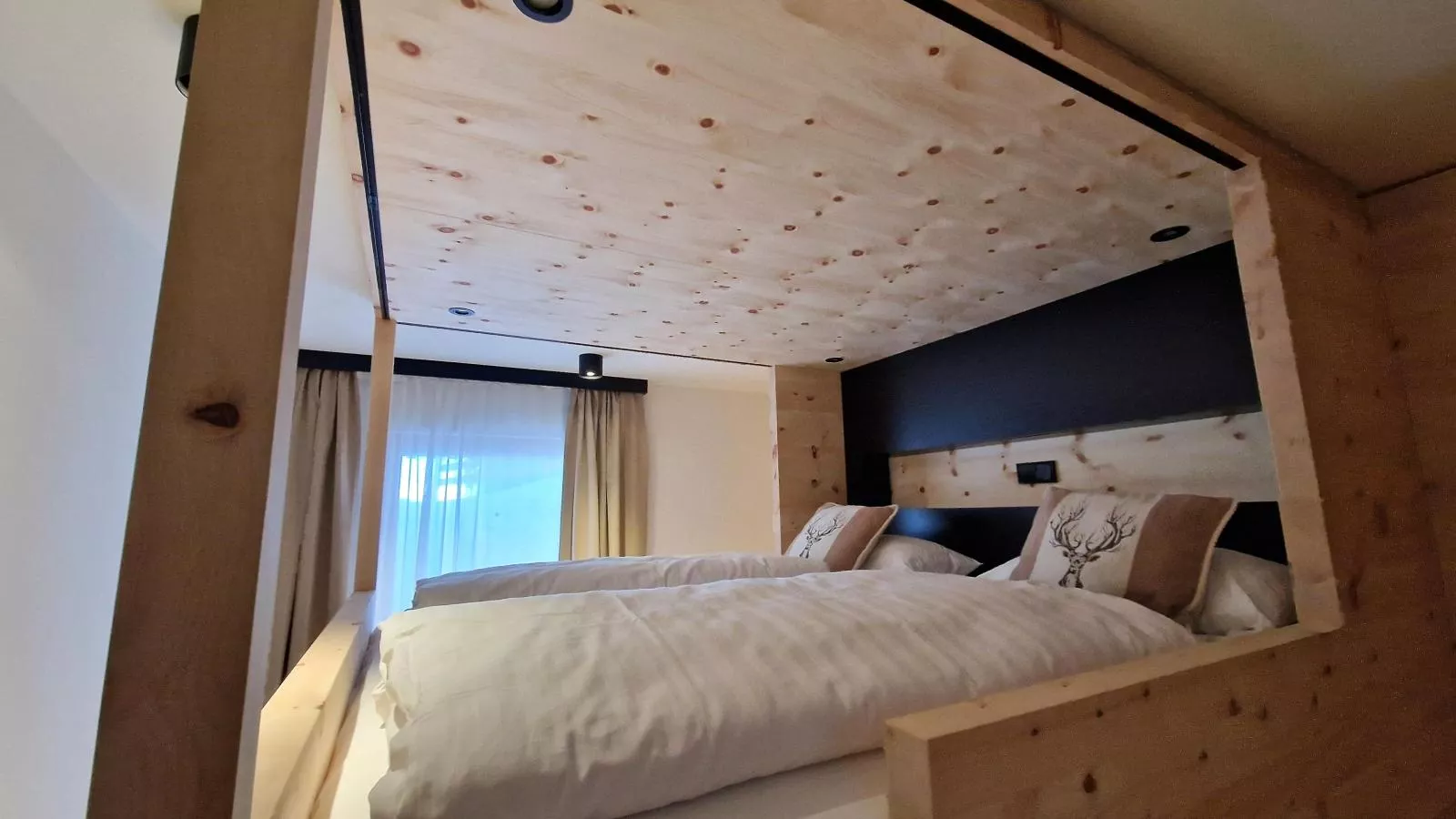 Zirbenlodge Sonnenalpe Nassfeld-Slaapkamer