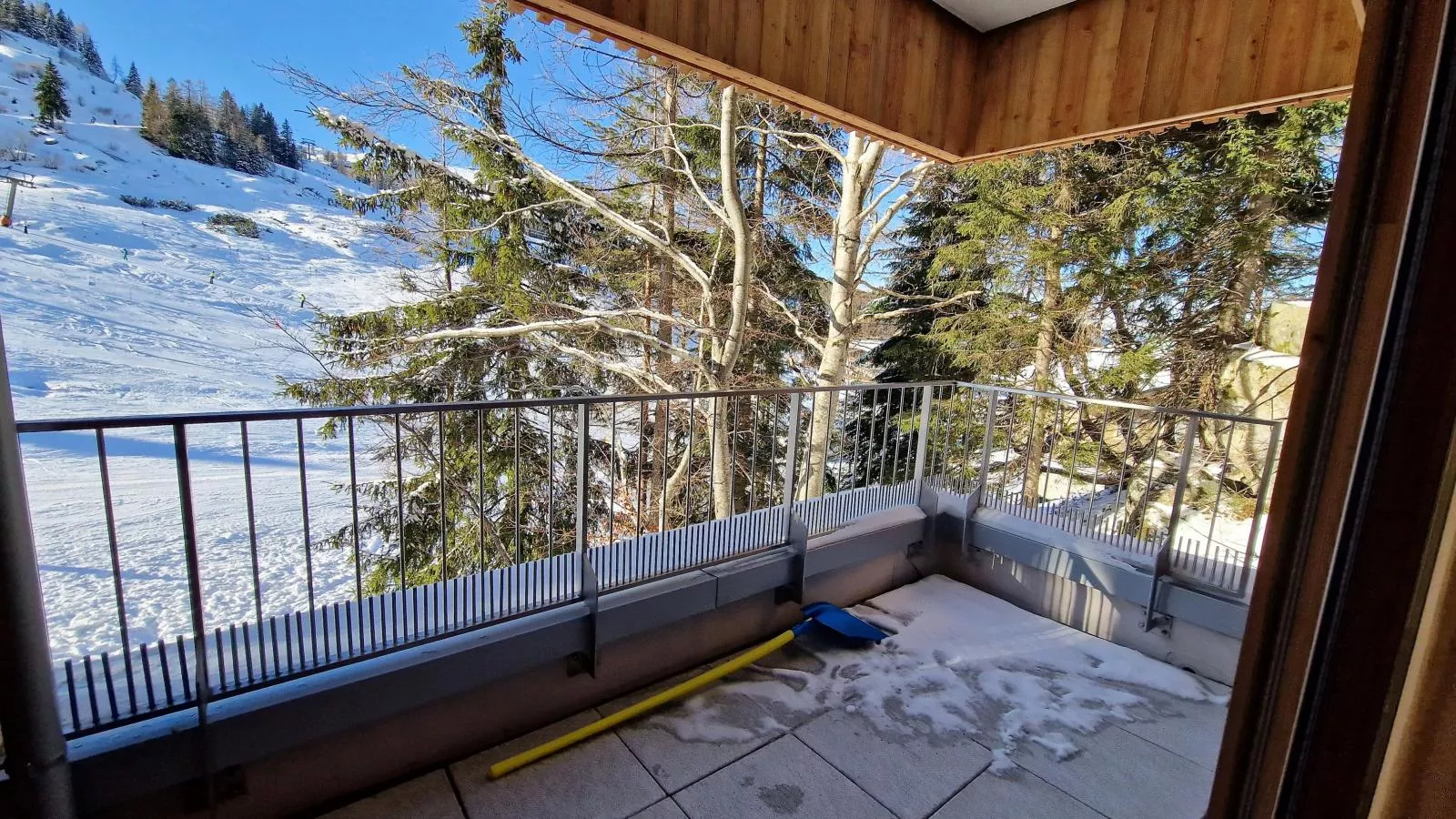 Zirbenlodge Sonnenalpe Nassfeld-Terrasbalkon