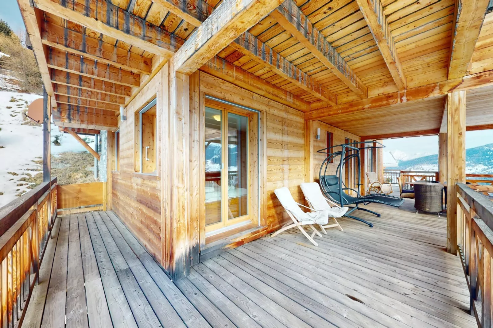 Etoiles des Neiges LUXE & JACUZZI chalet 12 pers-Terrasbalkon