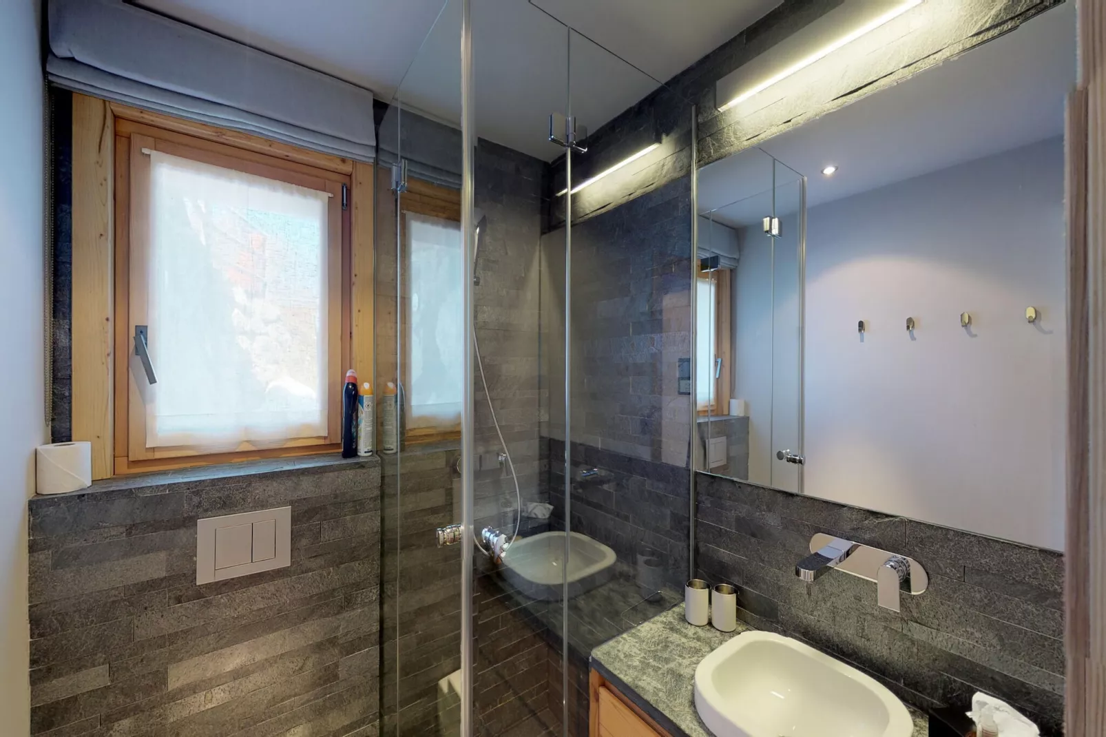 Be Cool SAUNA & LUXURY chalet 10 pers-Badkamer