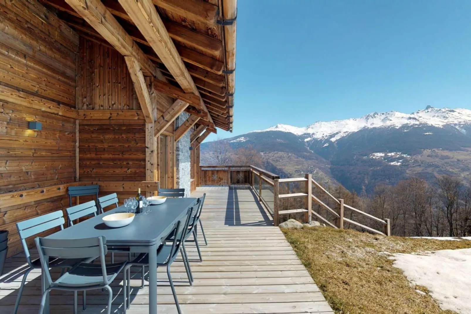 Be Cool SAUNA & LUXURY chalet 10 pers-Terrasbalkon