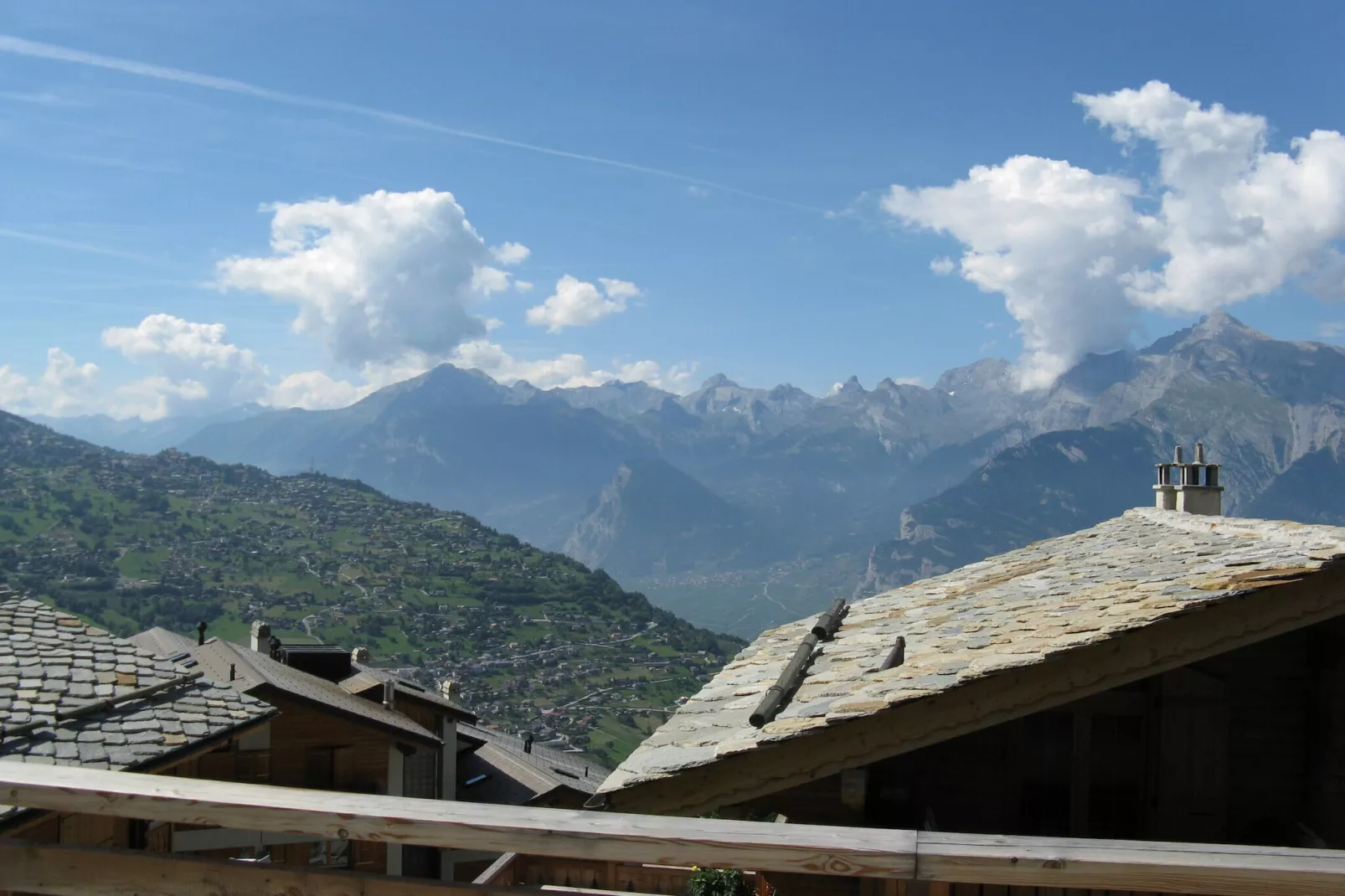 Christoph STANDING & CALM chalet 10 pers-Uitzicht zomer