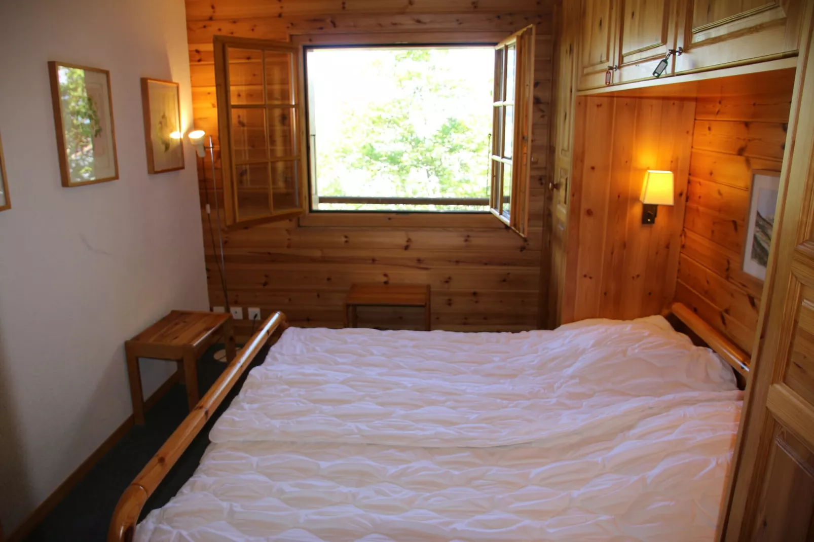 Aeolus MOUNTAIN & QUIET chalet 12 pers-Slaapkamer