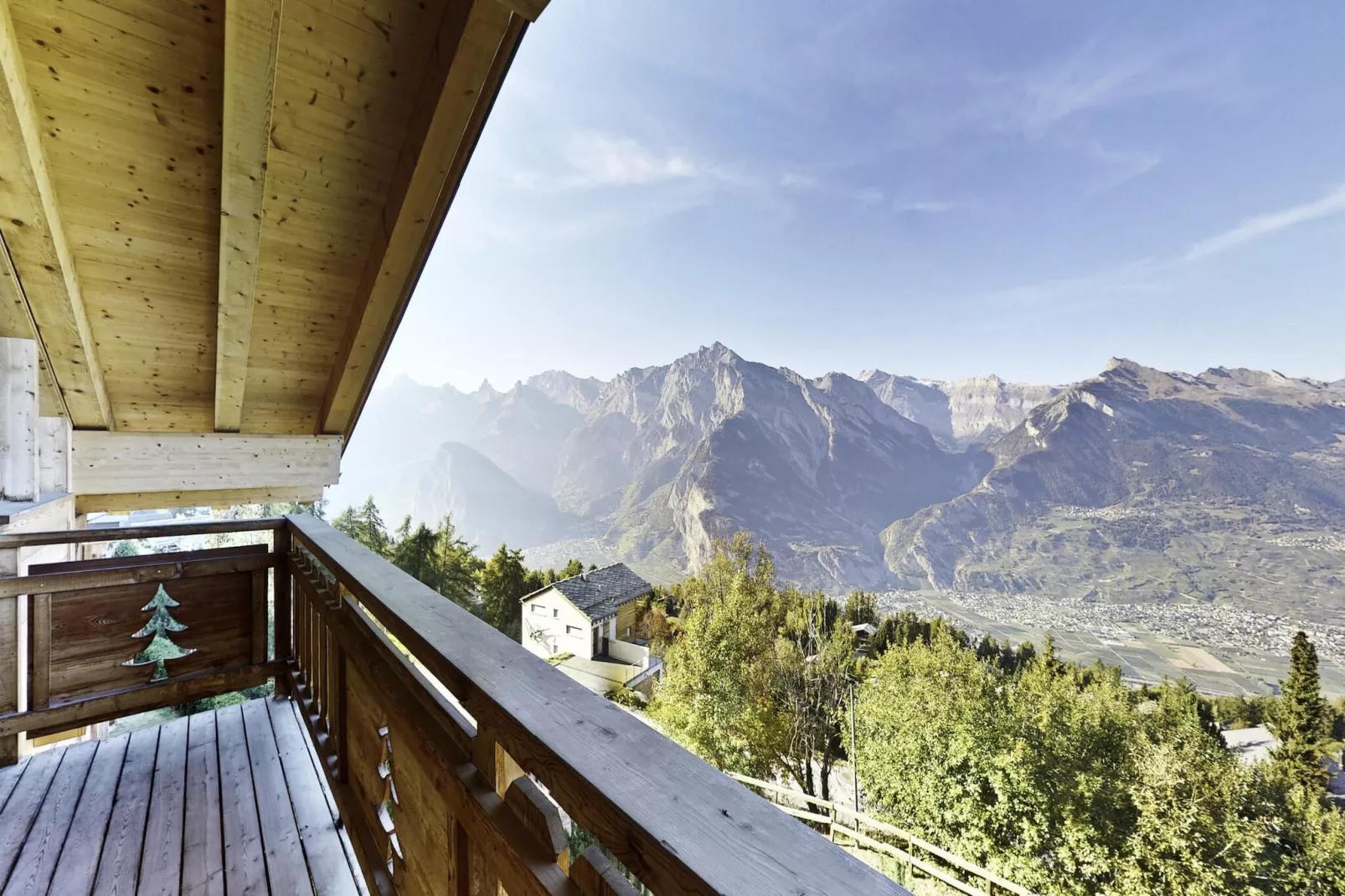 Appaloosa - FABULOUS & LUXE chalet 12 pers-Uitzicht zomer