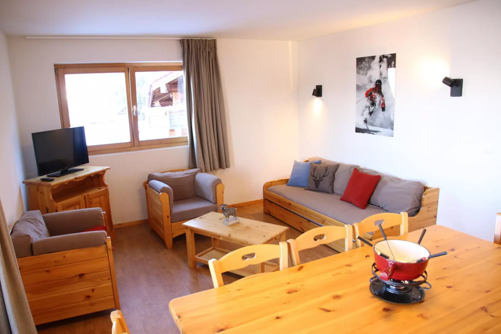 Pracondu 1 207 - OUTDOOR & FUN charming apartment-Eetkamer