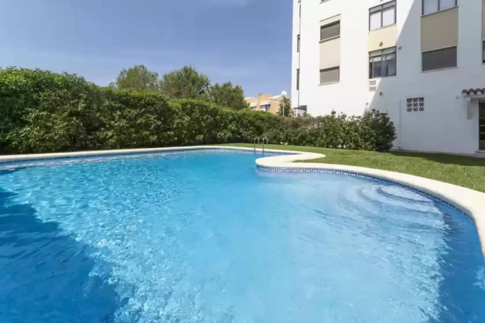 poolofhouse