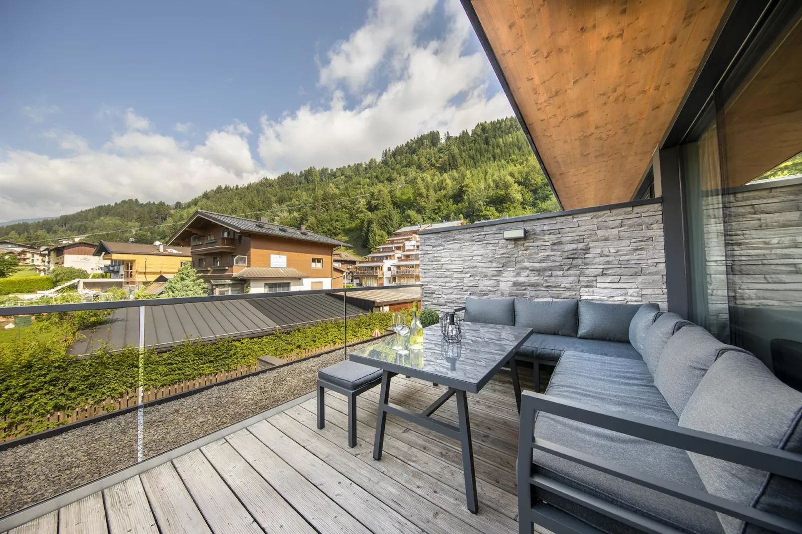 Residenz Wildkogelbahnen Top 14-Terrasbalkon