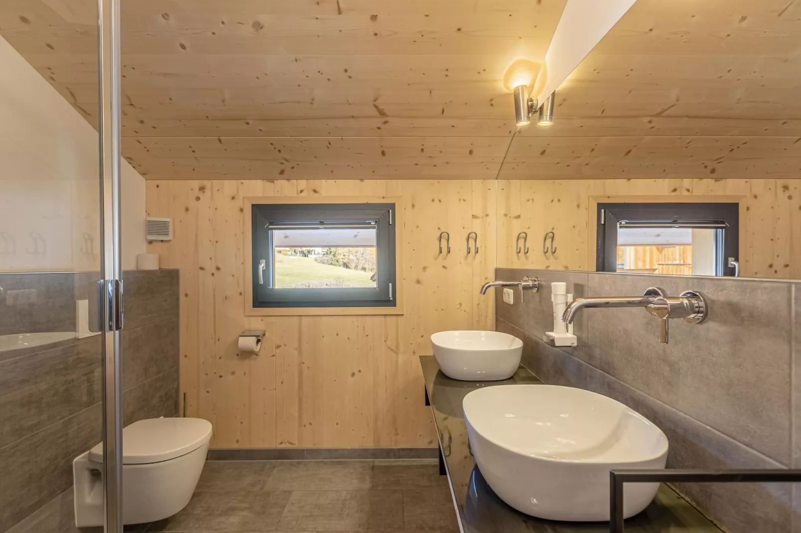 Bergeralm Chalets 1-Badkamer