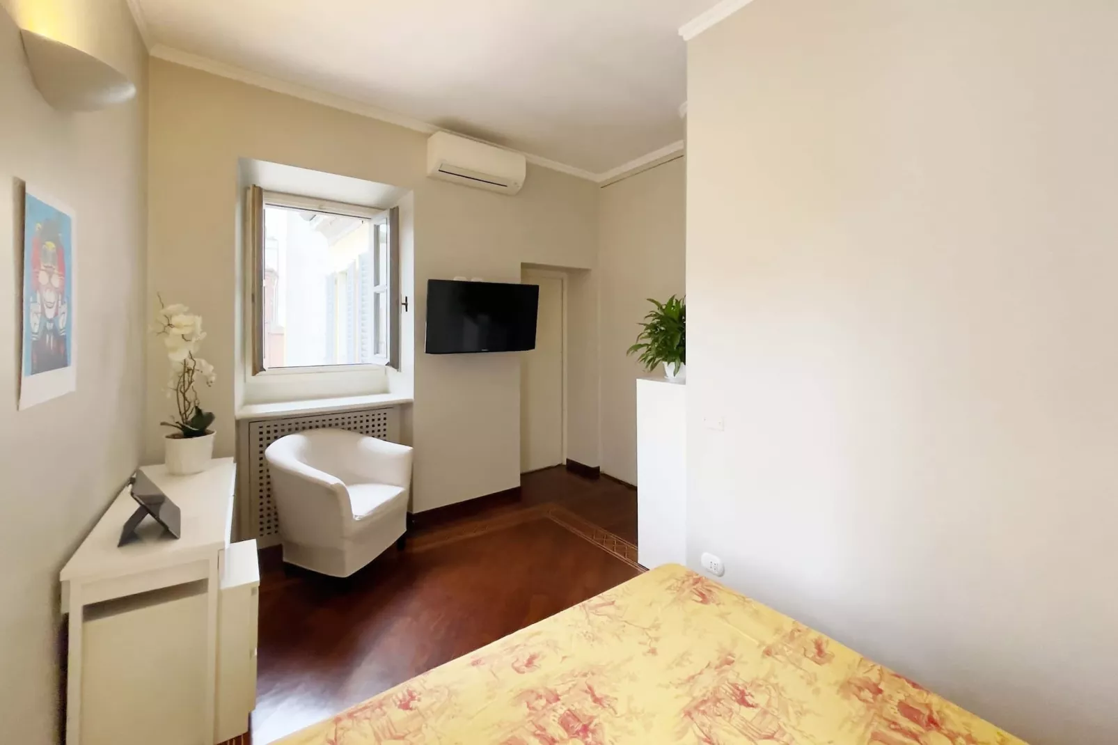 CENTRO Corso Venezia - Chic & Quiet Apartment in M-Image-tags.