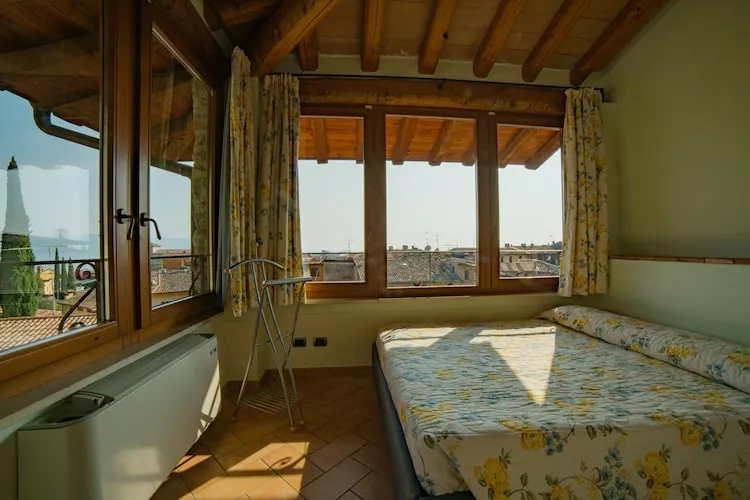 Residence Borgo Alba Chiara, Toscolano-bilo 40-48 qm-Slaapkamer