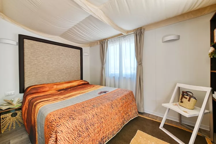 Caravanpark San Benedetto Camping Relais Peschiera / MH Borgo-Slaapkamer