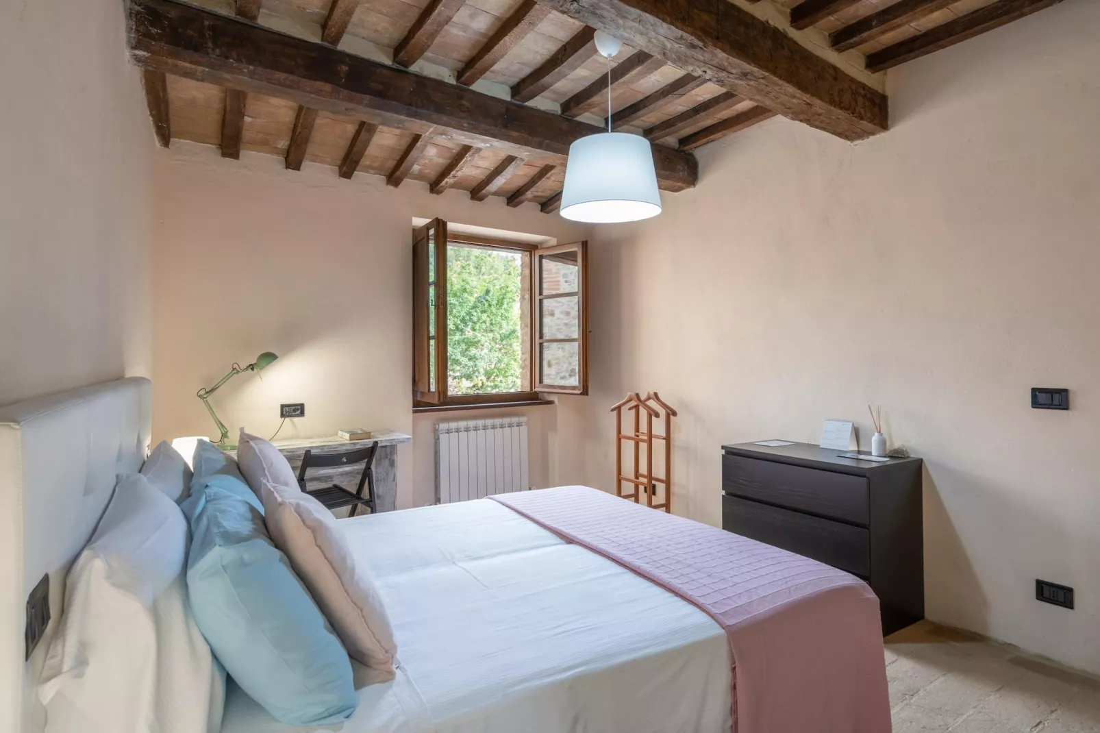 GH Borgo Pulciano in Montone - BEV2B / A2 / 2 Raum App Classic - 2 pax-Slaapkamer