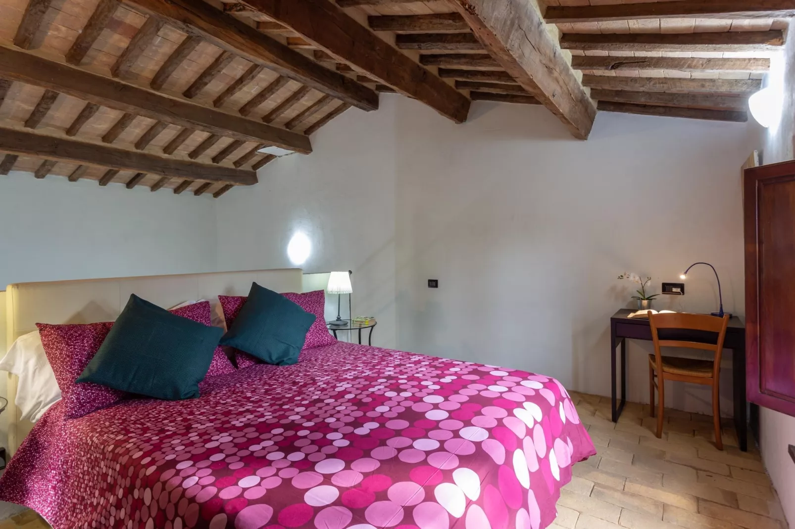 GH Borgo Pulciano in Montone - BEV2B / A2 / 2 Raum App Classic - 2 pax-Slaapkamer