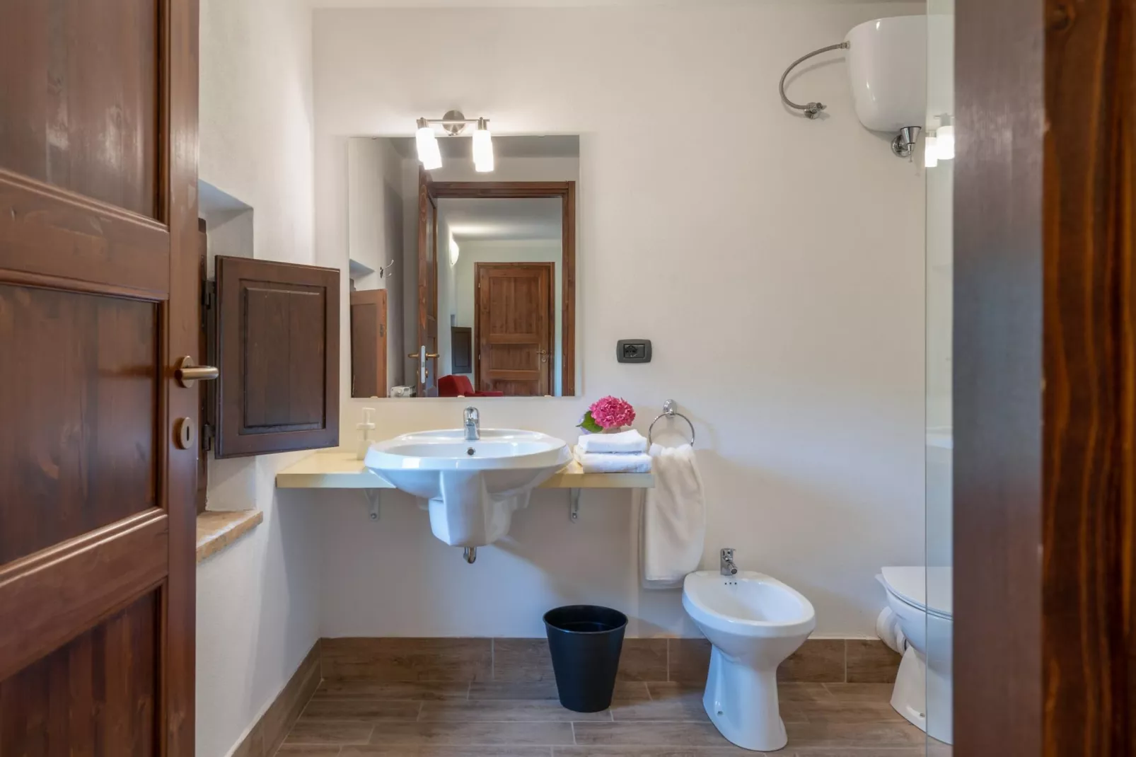 GH Borgo Pulciano in Montone - BEV2B / A2 / 2 Raum App Classic - 2 pax-Badkamer