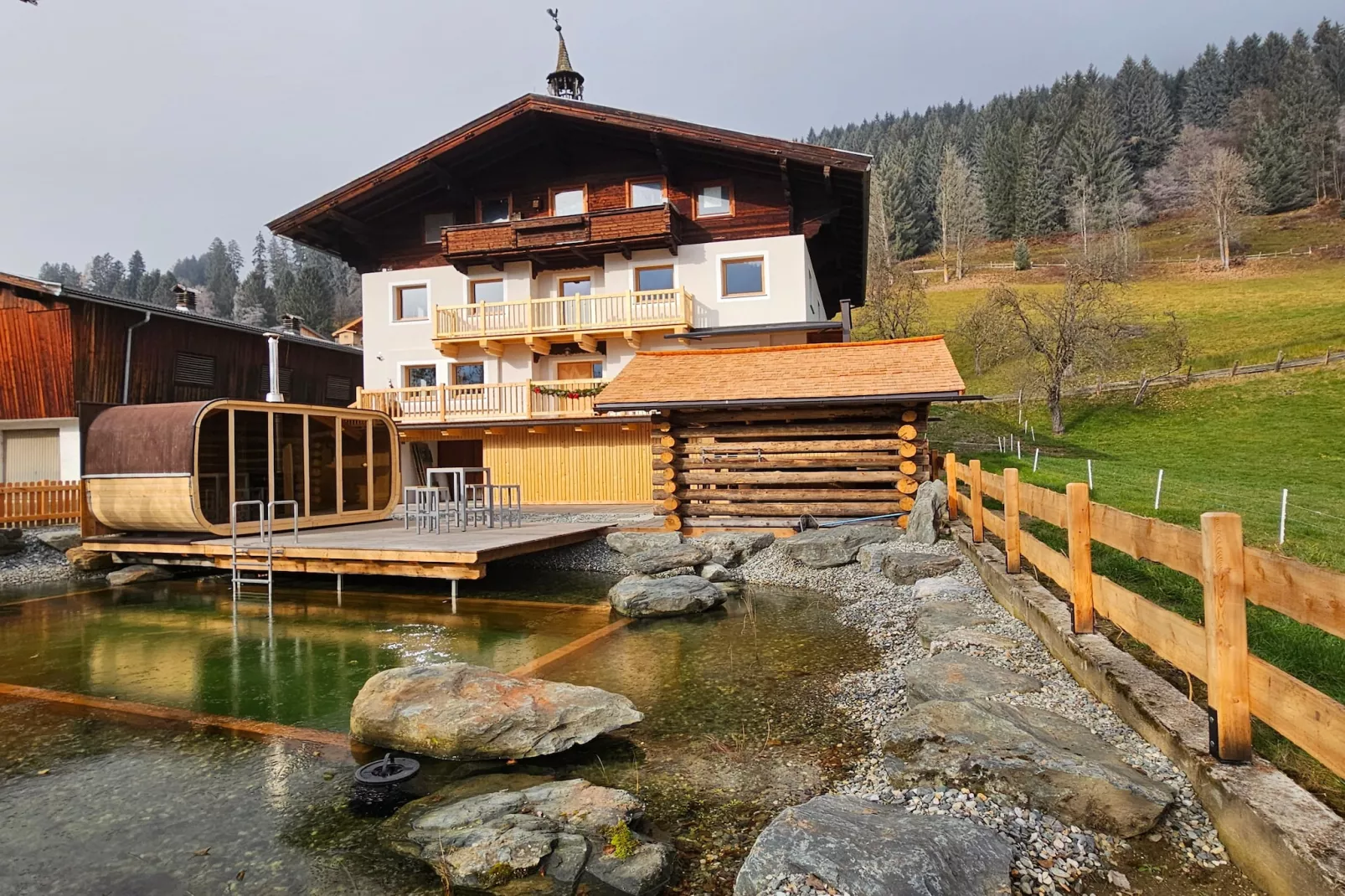 Bauernhaus Hofer-Buitenkant zomer