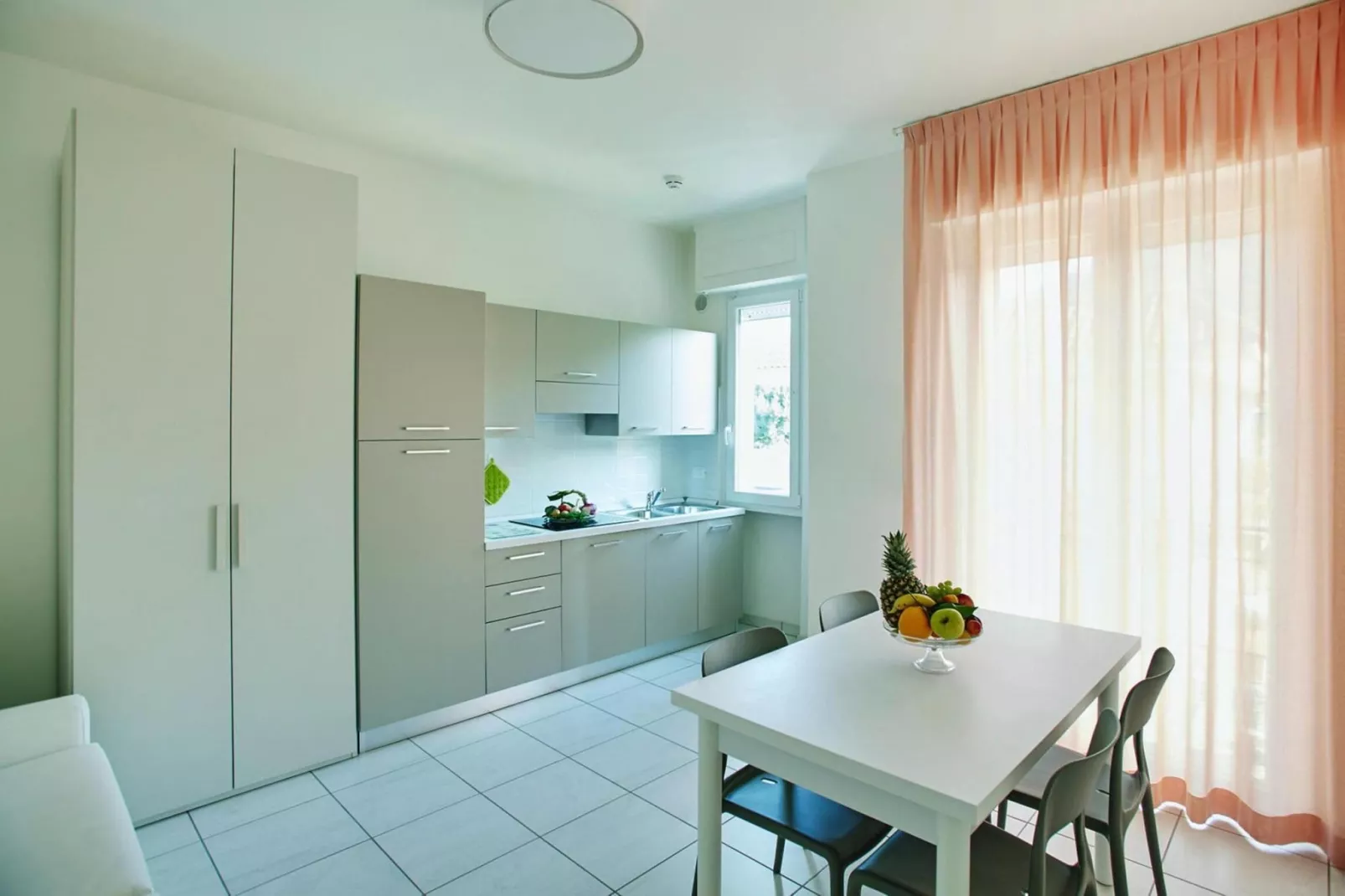 Residence Miriam Pietra Ligure - B4 SUP/B4SU renoviert in 2014-Keuken