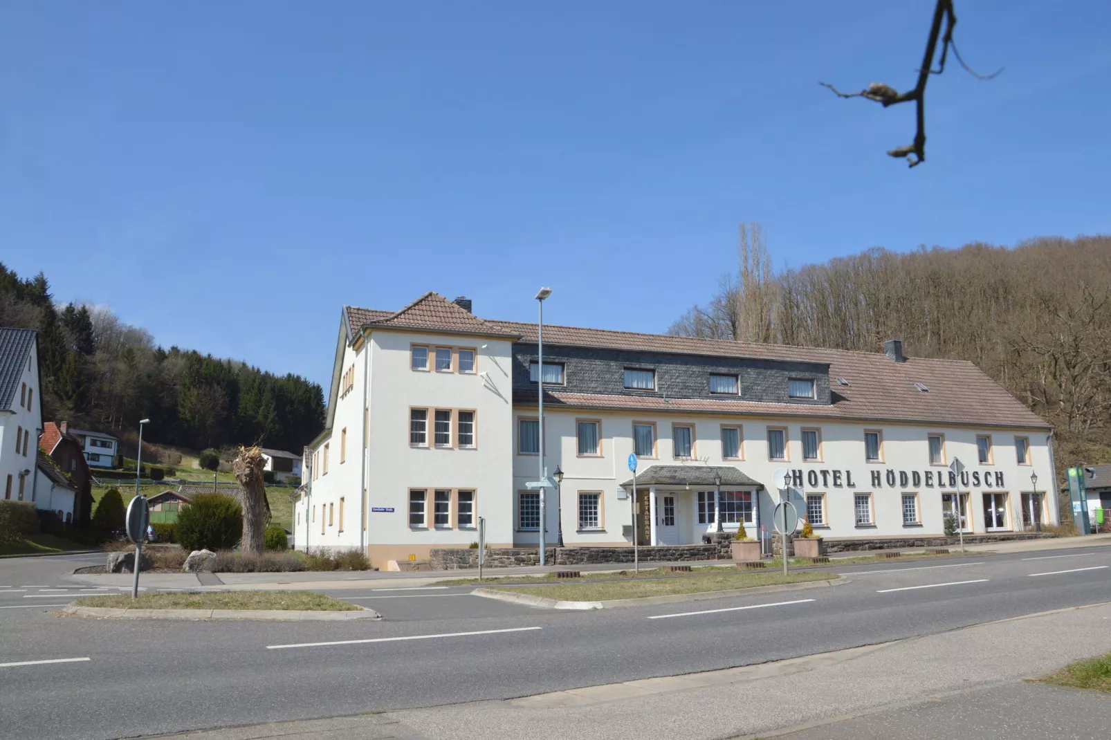 Groepshuis Eifel-Buitenkant zomer