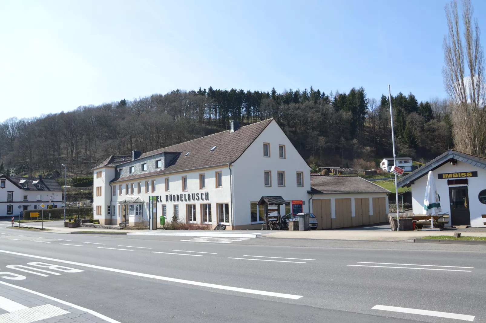 Groepshuis Eifel-Buitenkant zomer