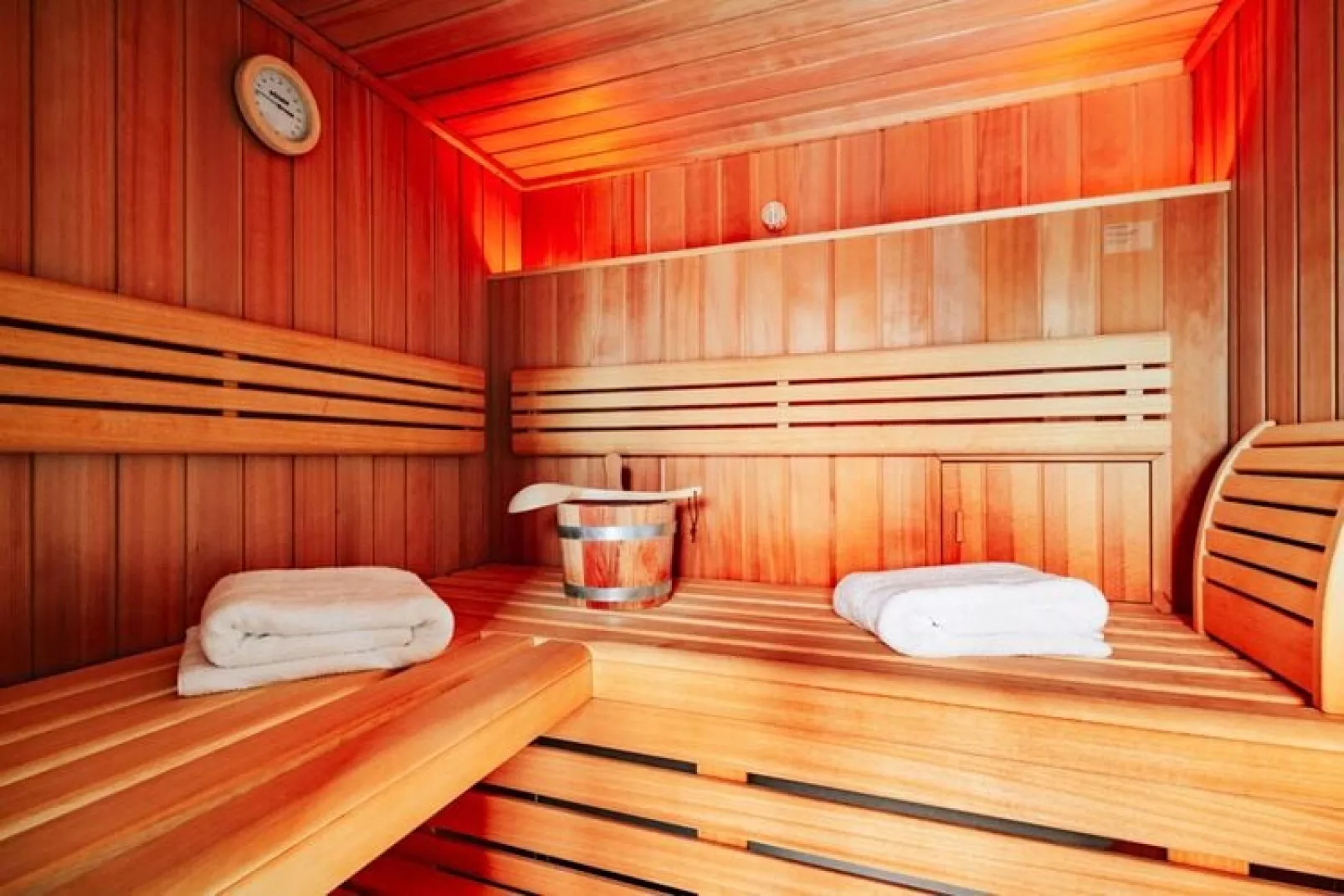 Premium Lodge Plus best Price 4 Erw 2 Kinder-Sauna