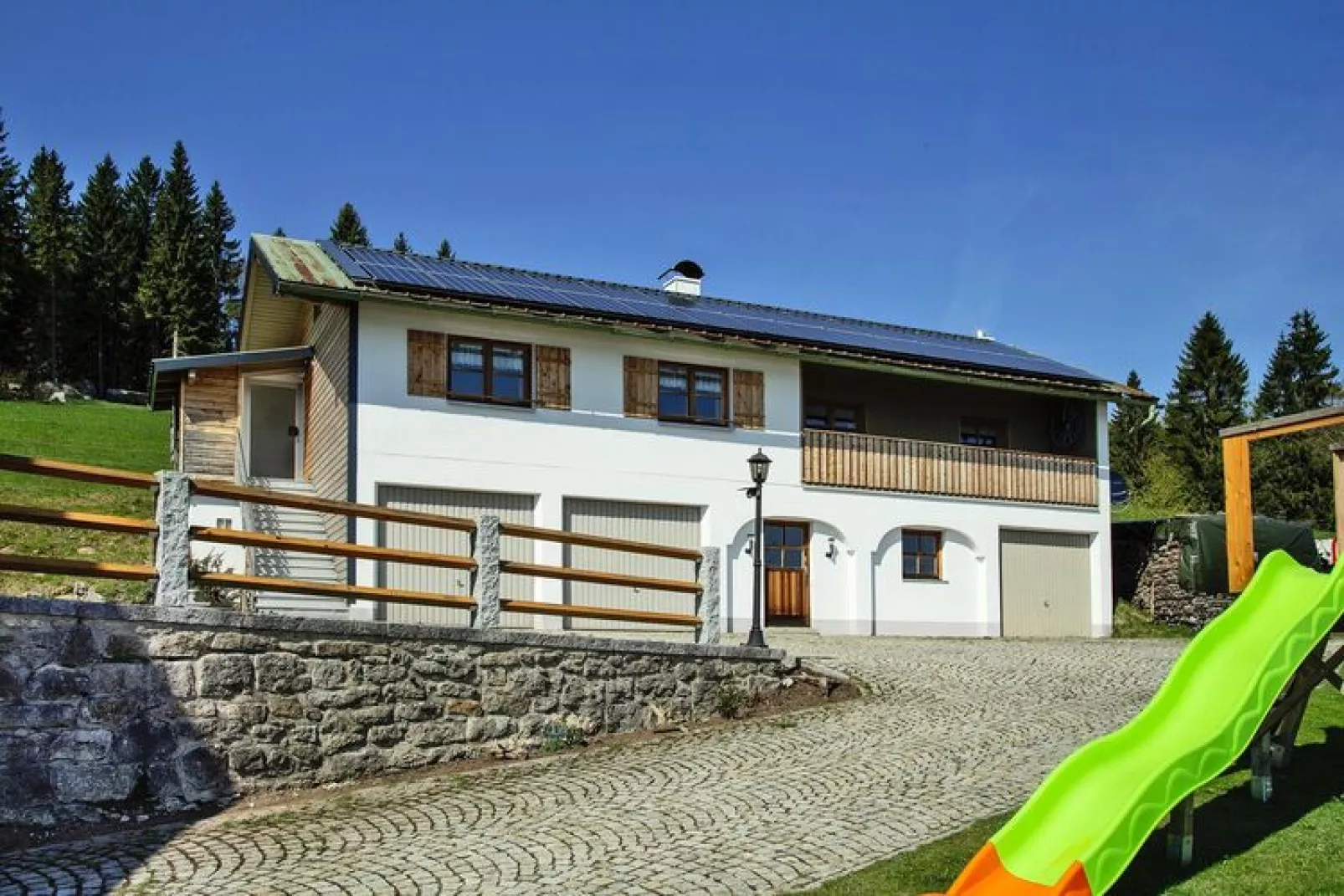 Ferienhaus Panoramablick Neureichenau-Ferienhaus Panoramablick 75 qm-Buitenkant zomer