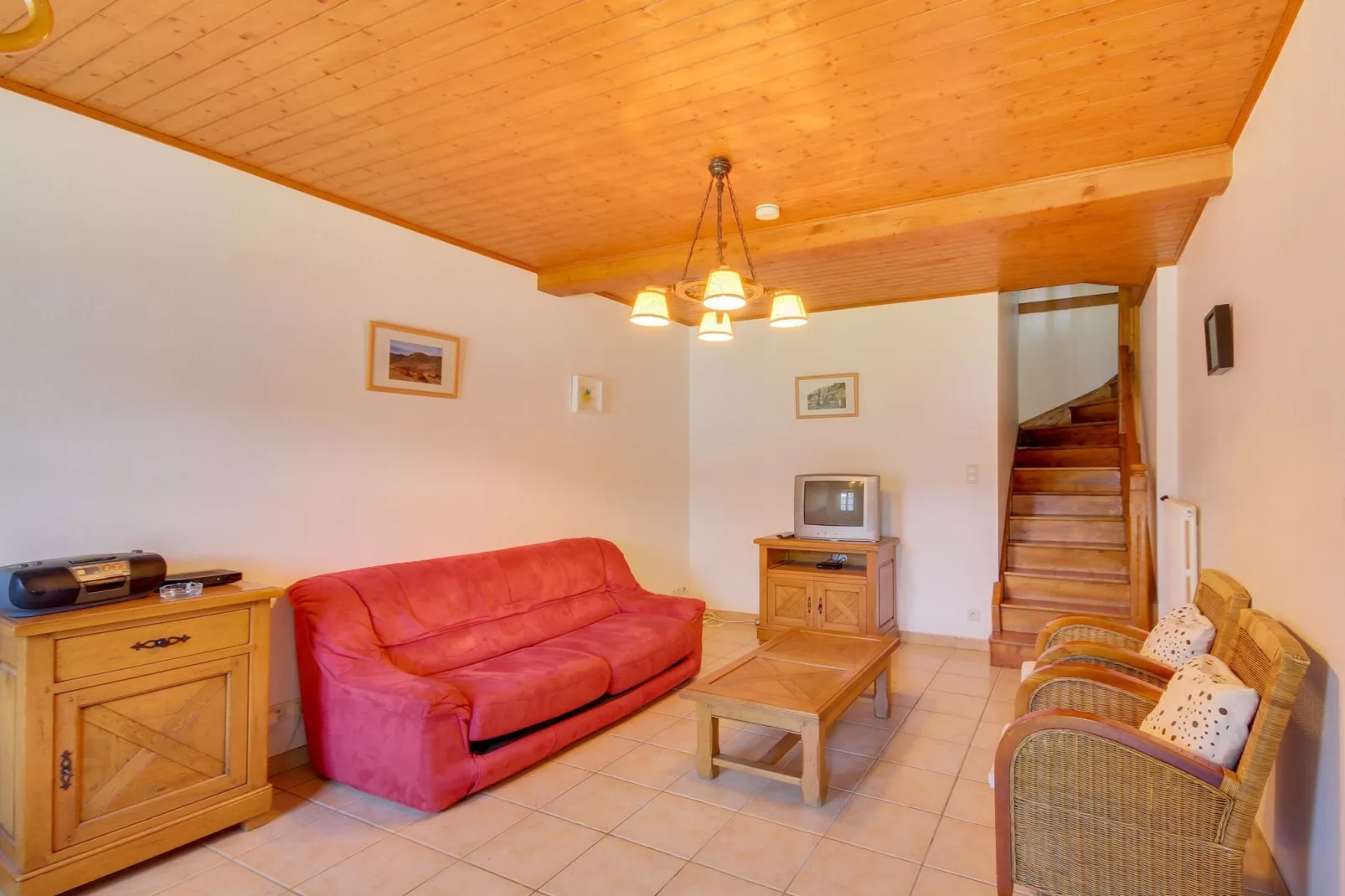 Maison près des volcans d'Auvergne-Woonkamer