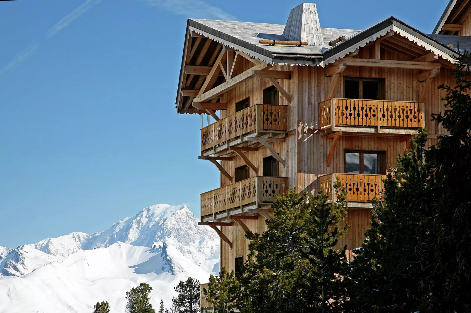 Chalet de L'Ours 1-Buitenkant zomer