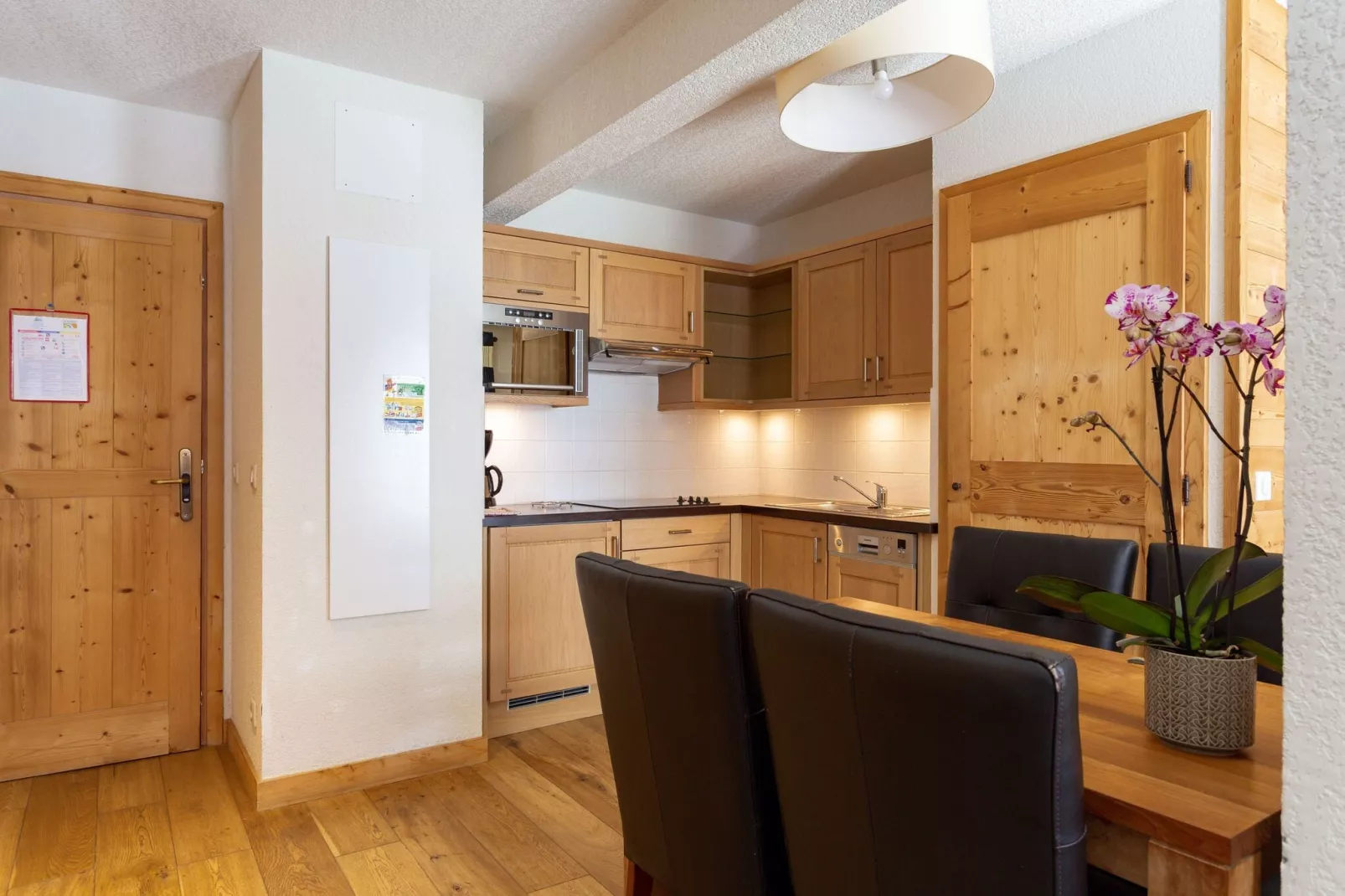 Modern appartement gelegen in authentiek Savoyaards bergdorp-Keuken