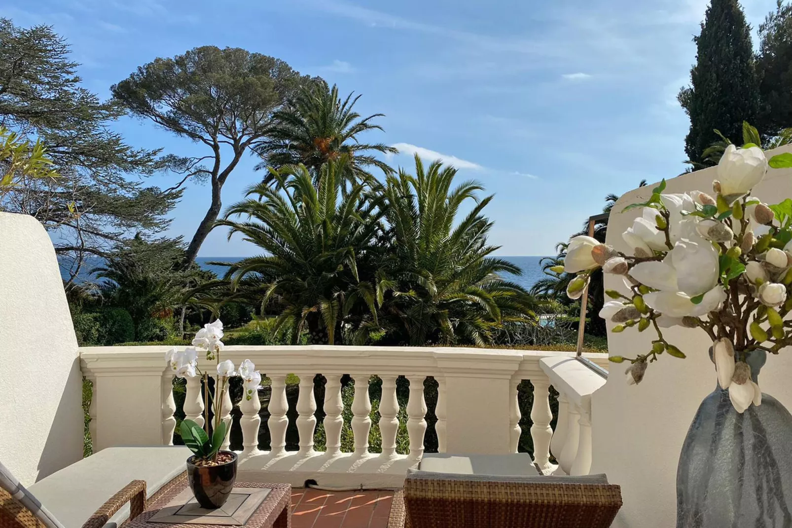 Les pieds dans l'eau-Terrasbalkon