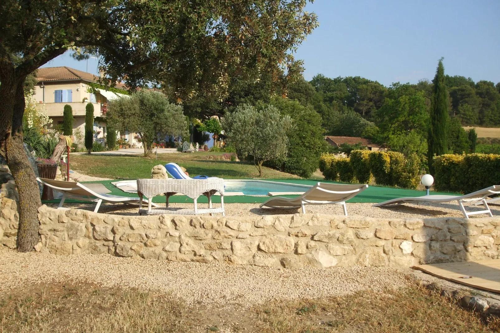 Maison de vacances Pertuis-Buitenkant zomer