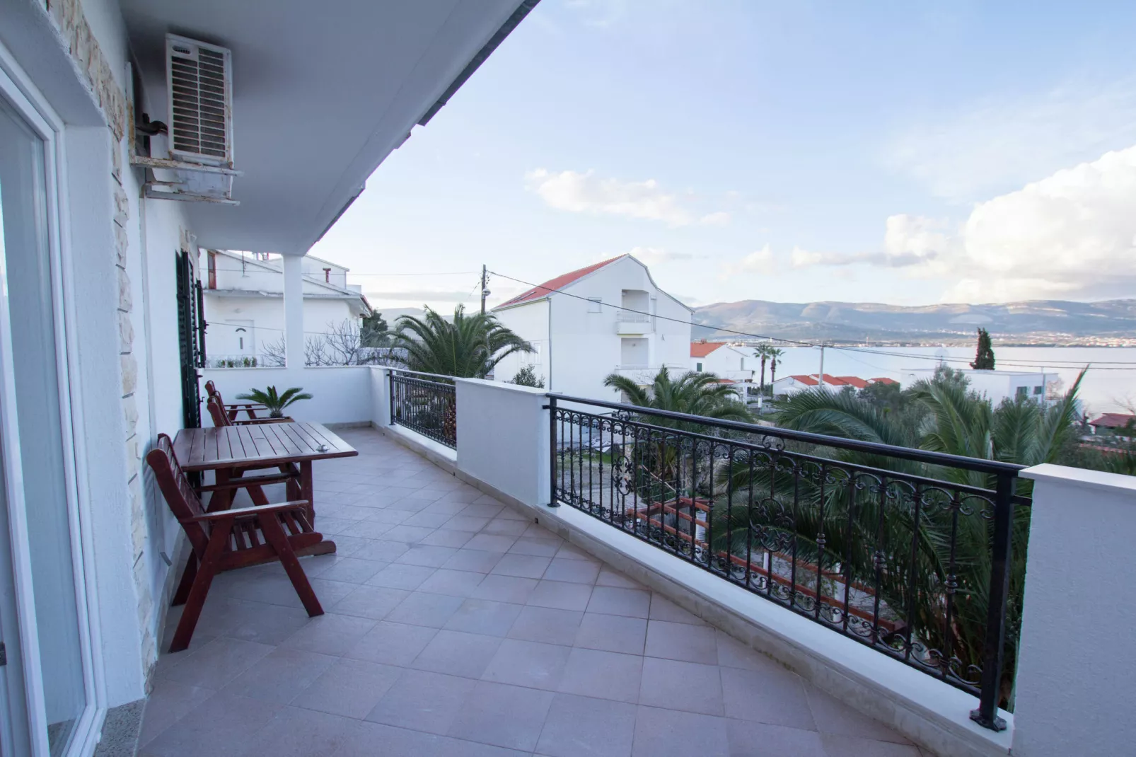 Marina sea view apartment A-Terrasbalkon