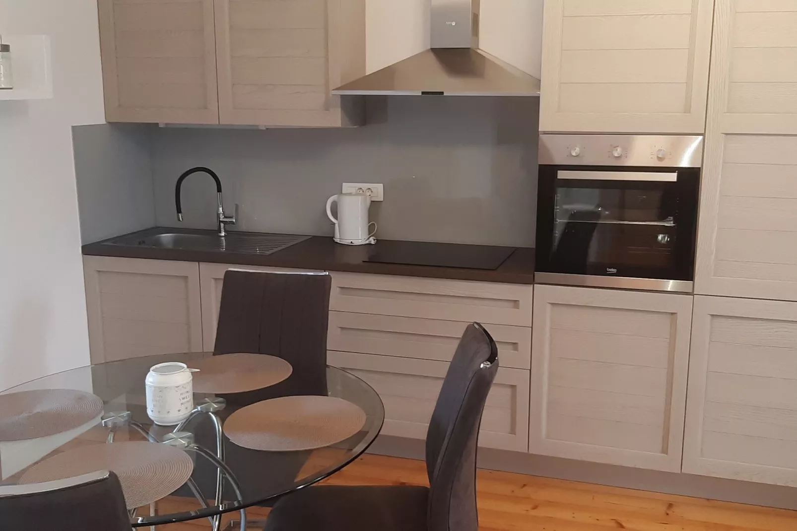 Appartement LUG 2 / 55qm AP10 / first floor-Keuken