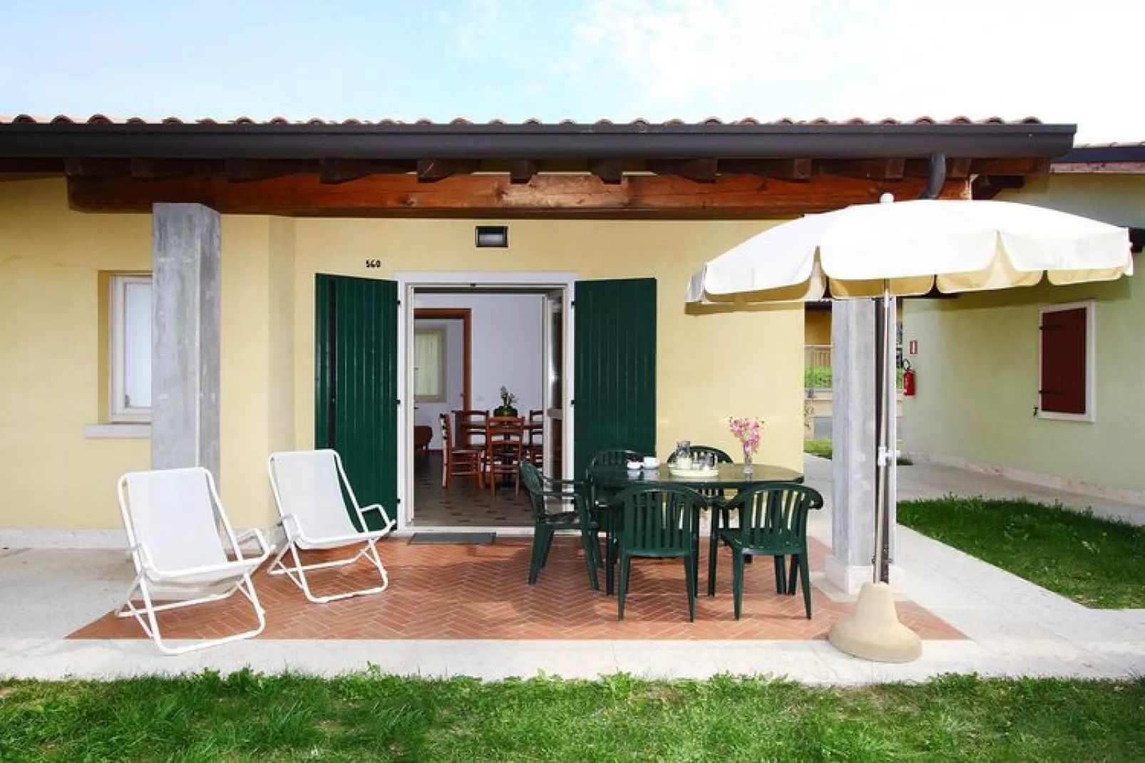 Holiday resort Piani di Clodia, Lazise-MH Giulietta 6 pax-Terras