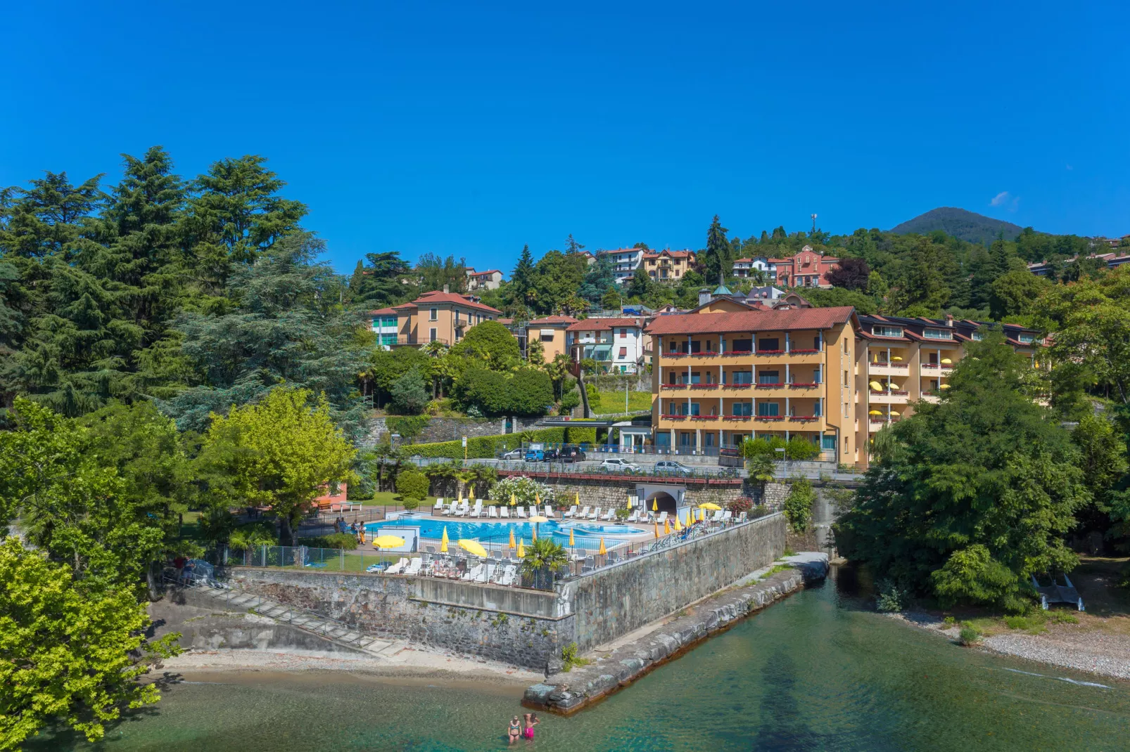 Residence Zust, Verbania Intra-Bilo mansarda-Buitenkant zomer