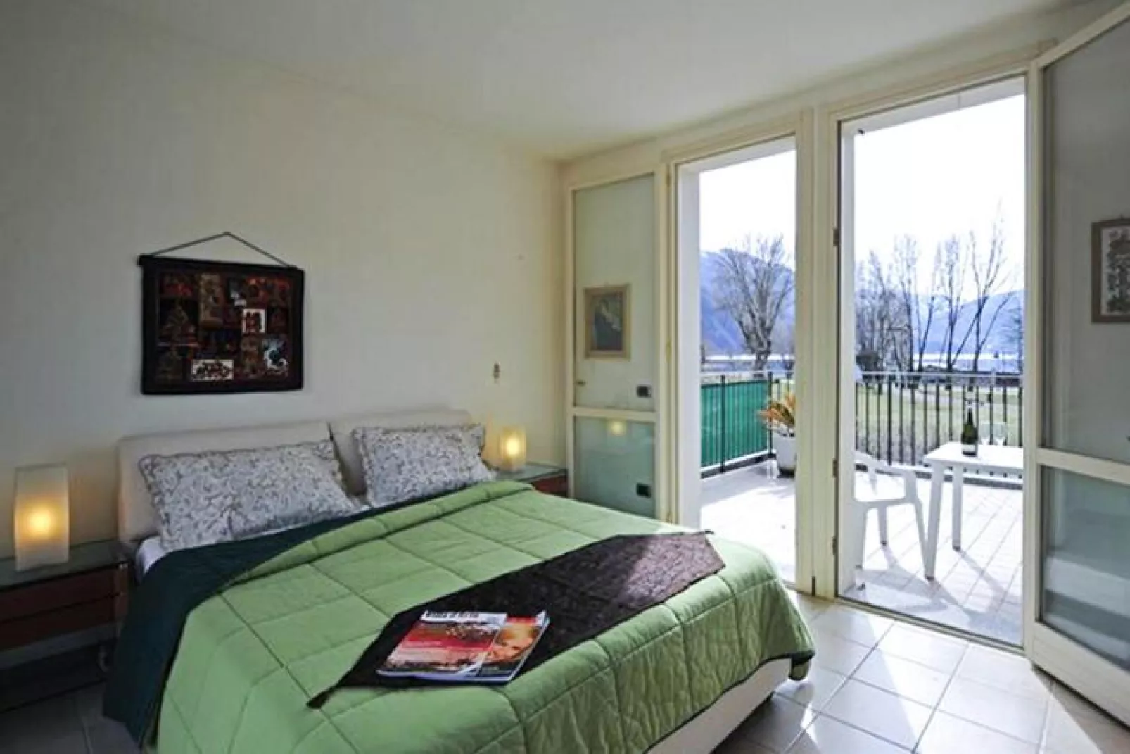 Appartement in Porlezza-Slaapkamer