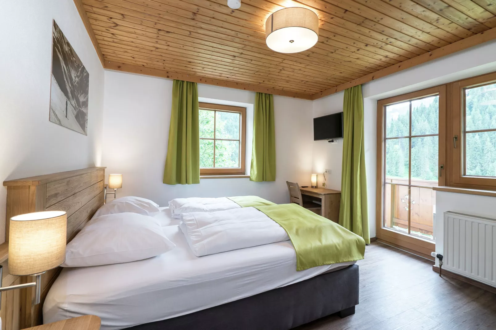 Luxe appartement in Saalbach-Hinterglemm nabij het skigebied-Slaapkamer