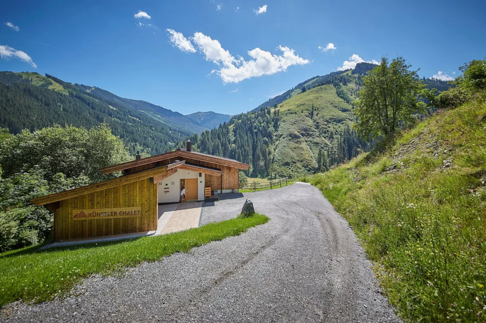 Chalet Künstler-Buitenkant zomer