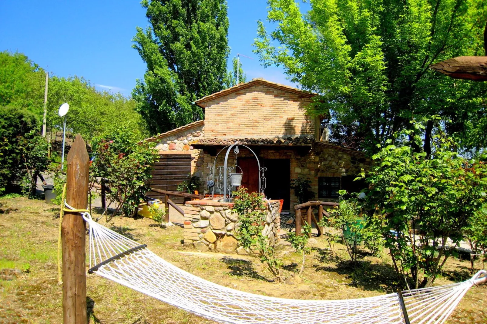 Casa Le Meridiane-Tuinen zomer