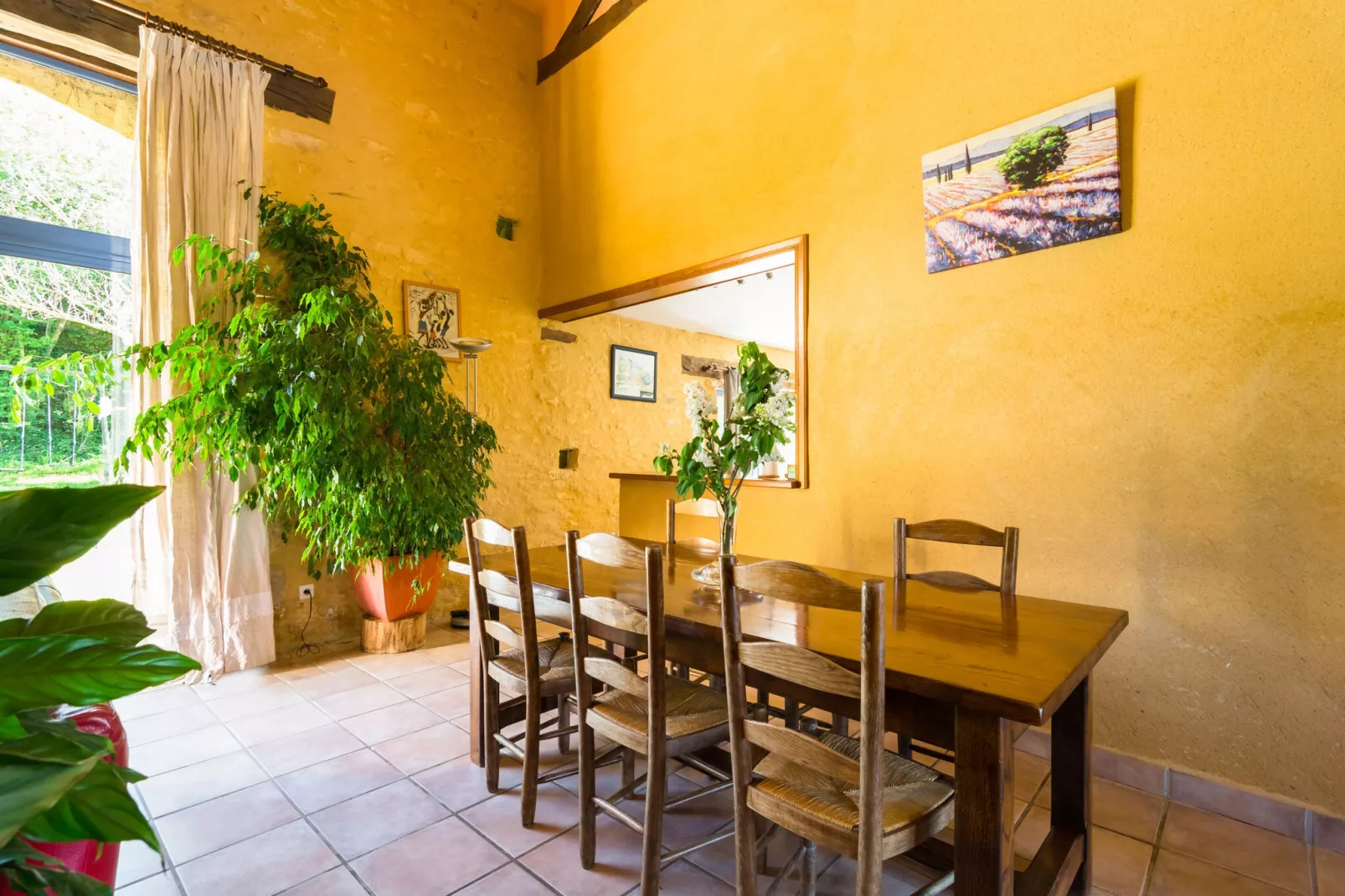 Maison de vacances Salles de Belvès-Eetkamer