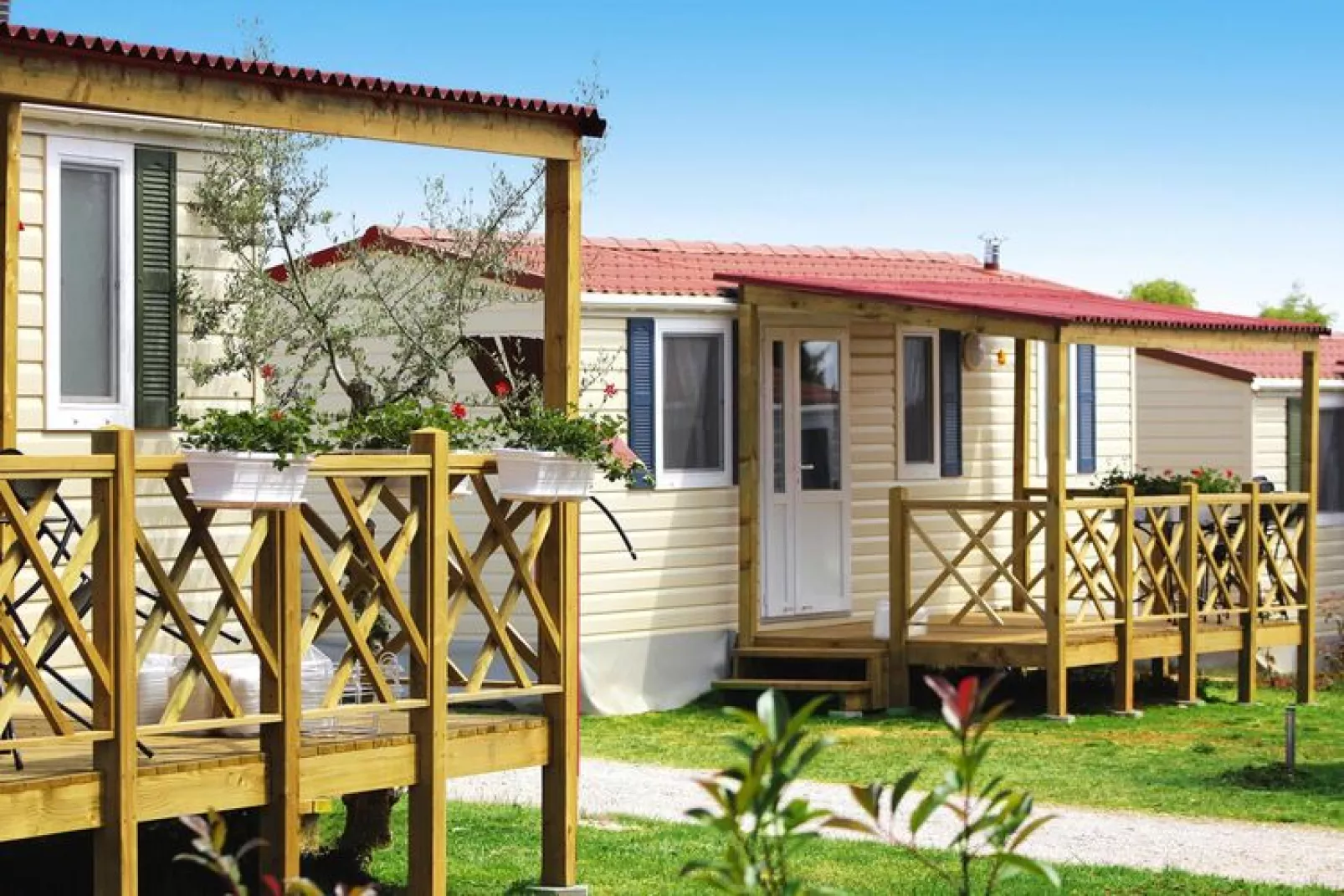 Caravan park Aminess Sirena, Novigrad-HH Classic, ca. 24 qm, für 5 Pers.-Buitenkant zomer