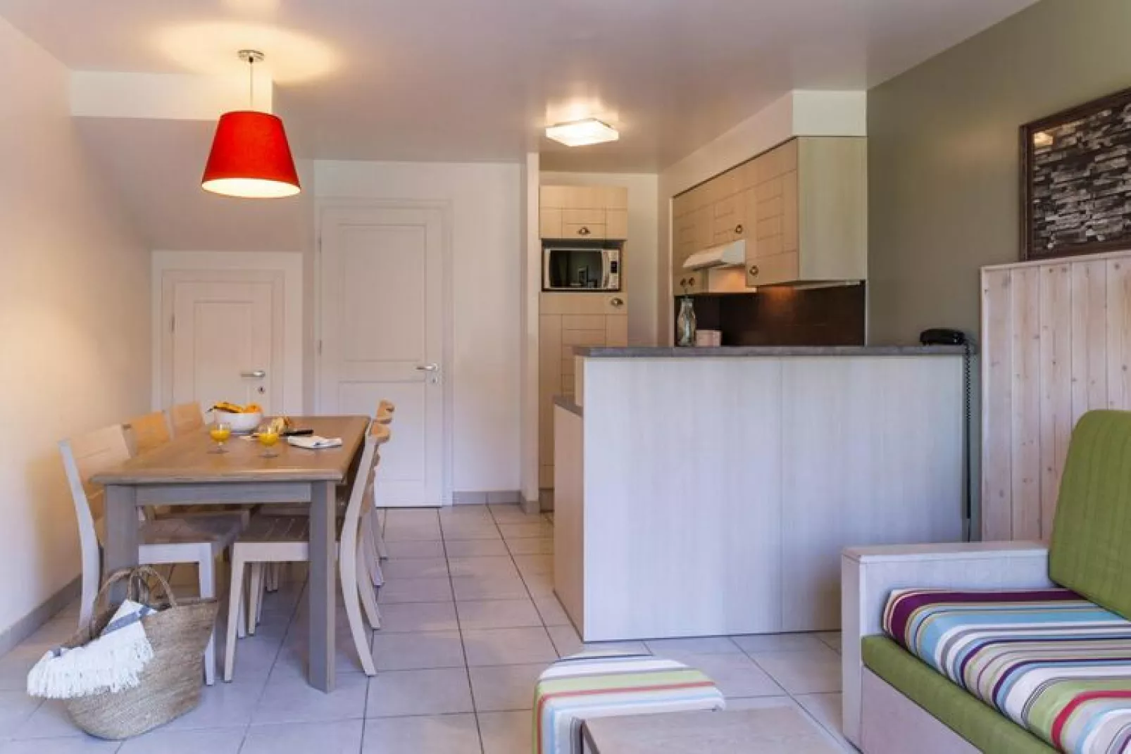 Residence Le Domaine du Bois de la Grée Pornichet  M6 Standard - house 6 p - 2 bedrooms-Keuken