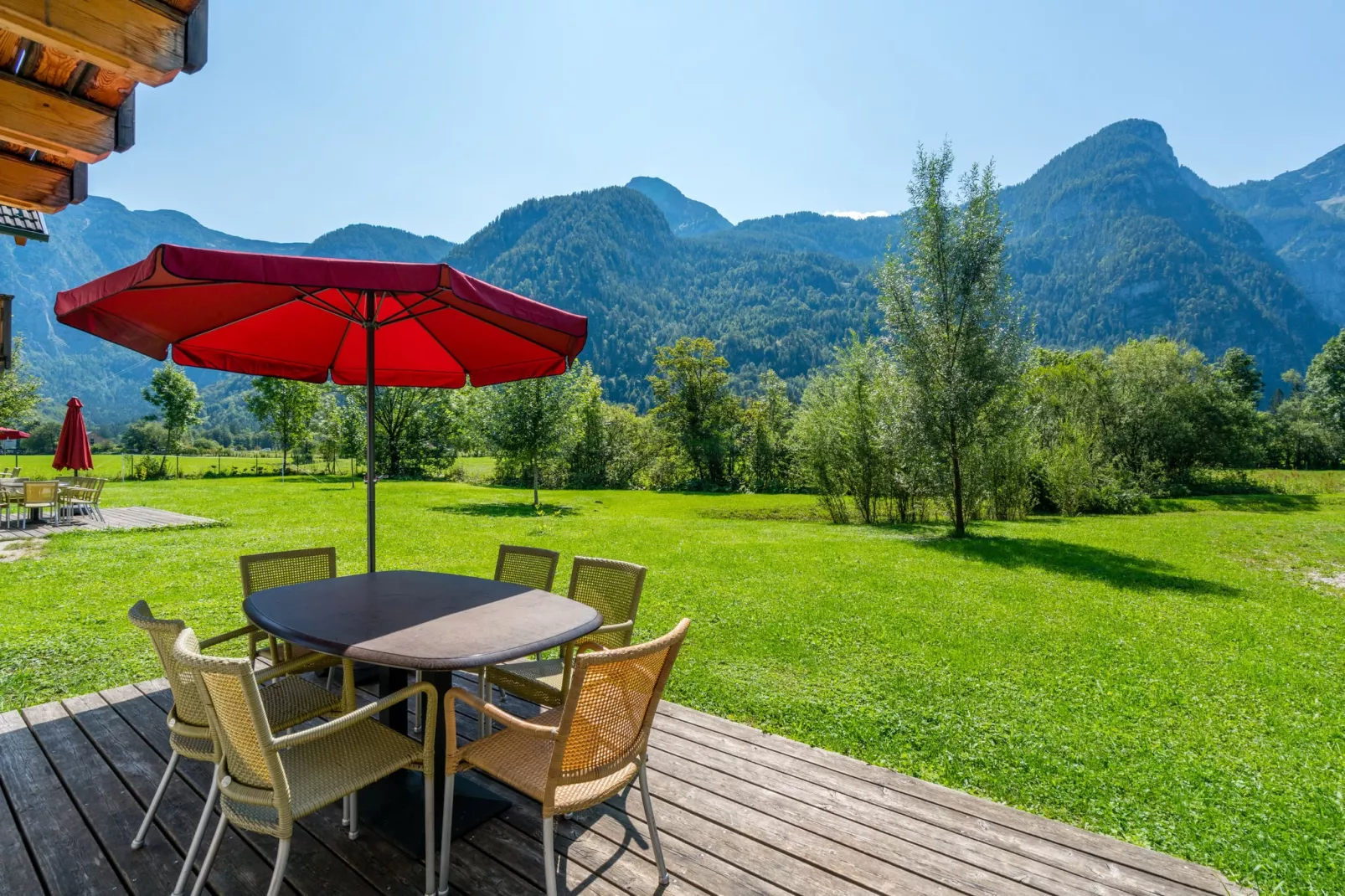 Luxery Salzkammergut Chalet B-Terrasbalkon