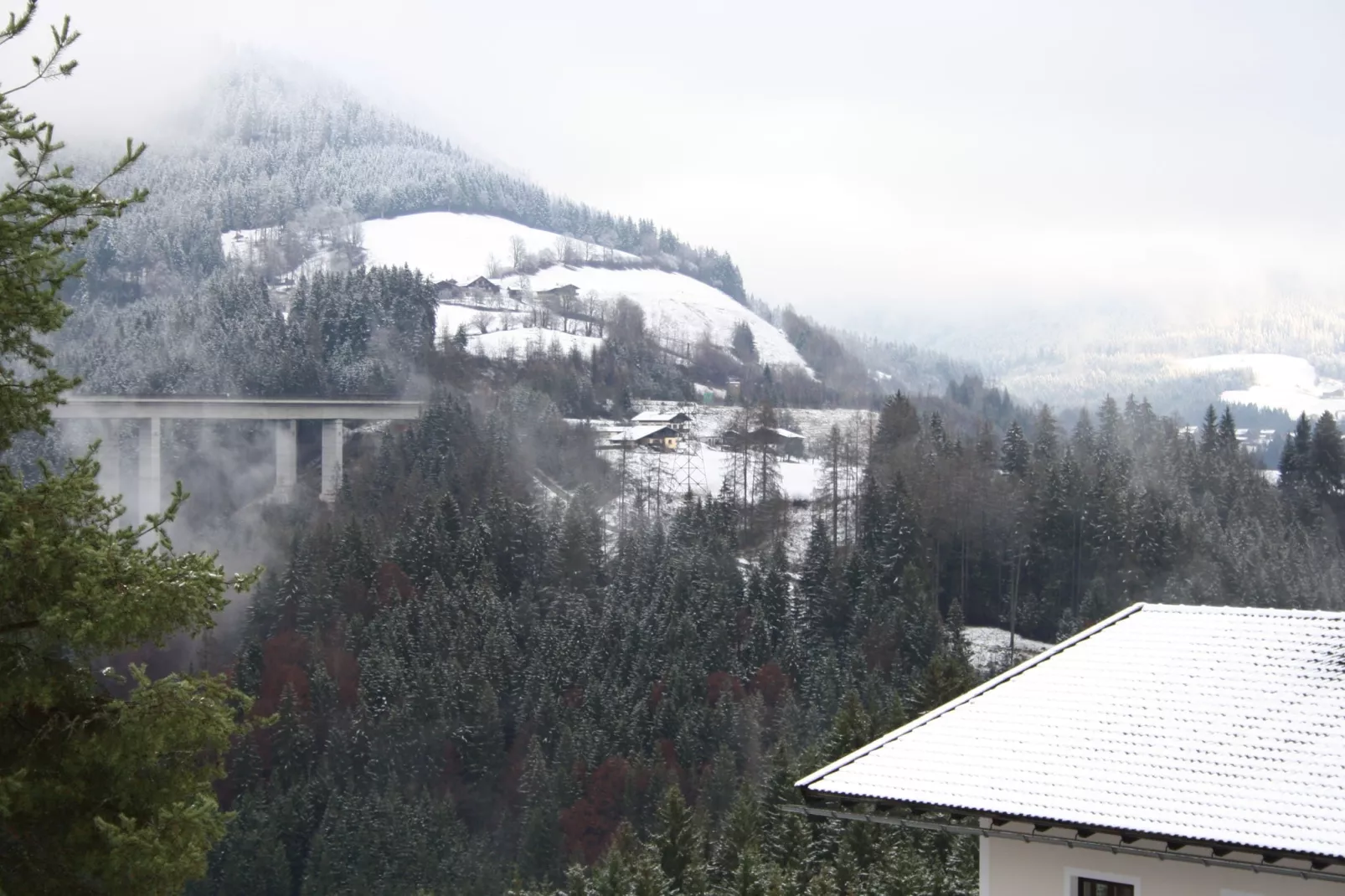 Haus Pehambauer-Uitzicht winter