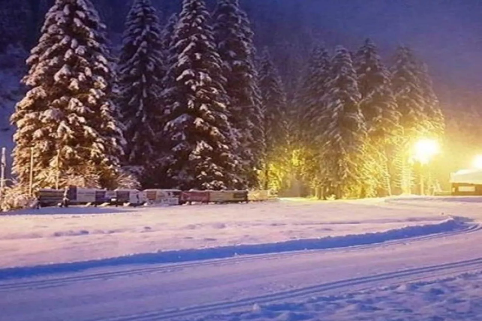 Vrijstaande vakantiewoning in Salzburgerland met gedeelde sauna-Gebied winter 1km