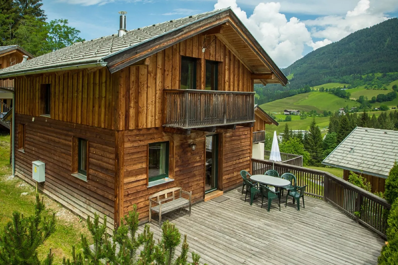 Vrijstaande vakantiewoning in Salzburgerland met gedeelde sauna-Exterieur winter