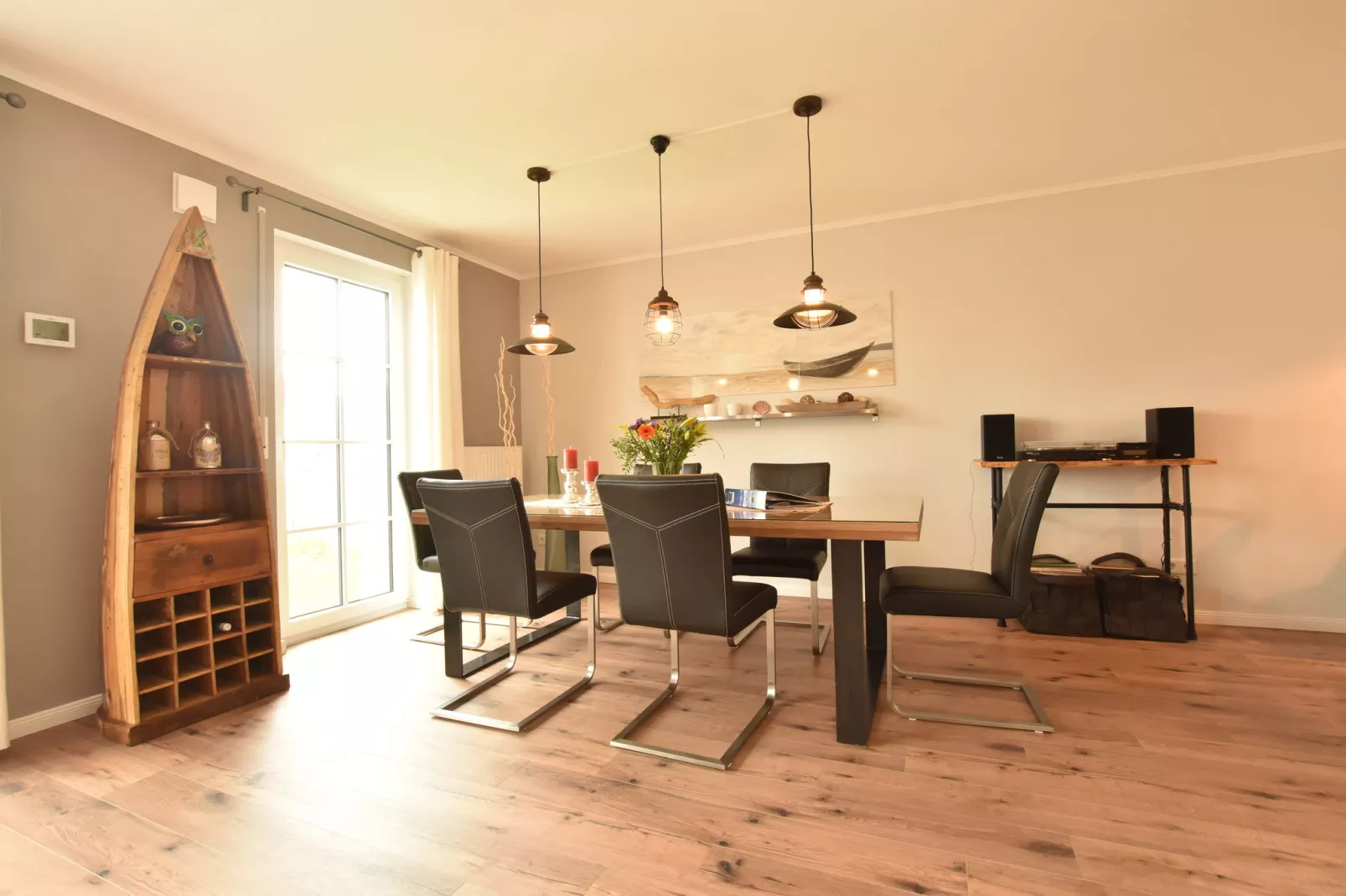 Ferienhaus mit Terrasse und kleinem Spielplatz in Rerik-Eetkamer